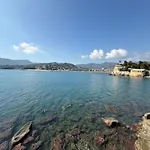 Terrazza Sul Mare - In Riva Al Mare Daire *