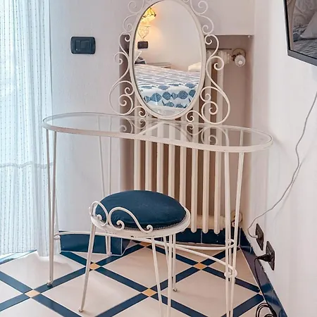 Terrazza Sul Mare - In Riva Al Mare アパート ラッパロ