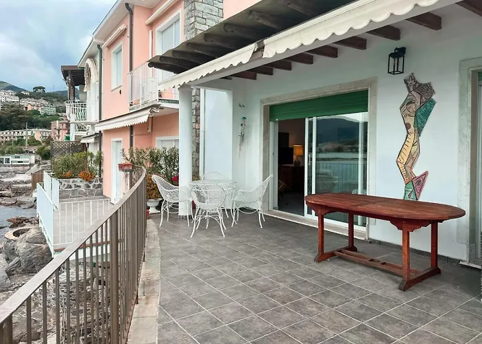 Apartment Terrazza Sul Mare - Villetta In Riva Al Mare *